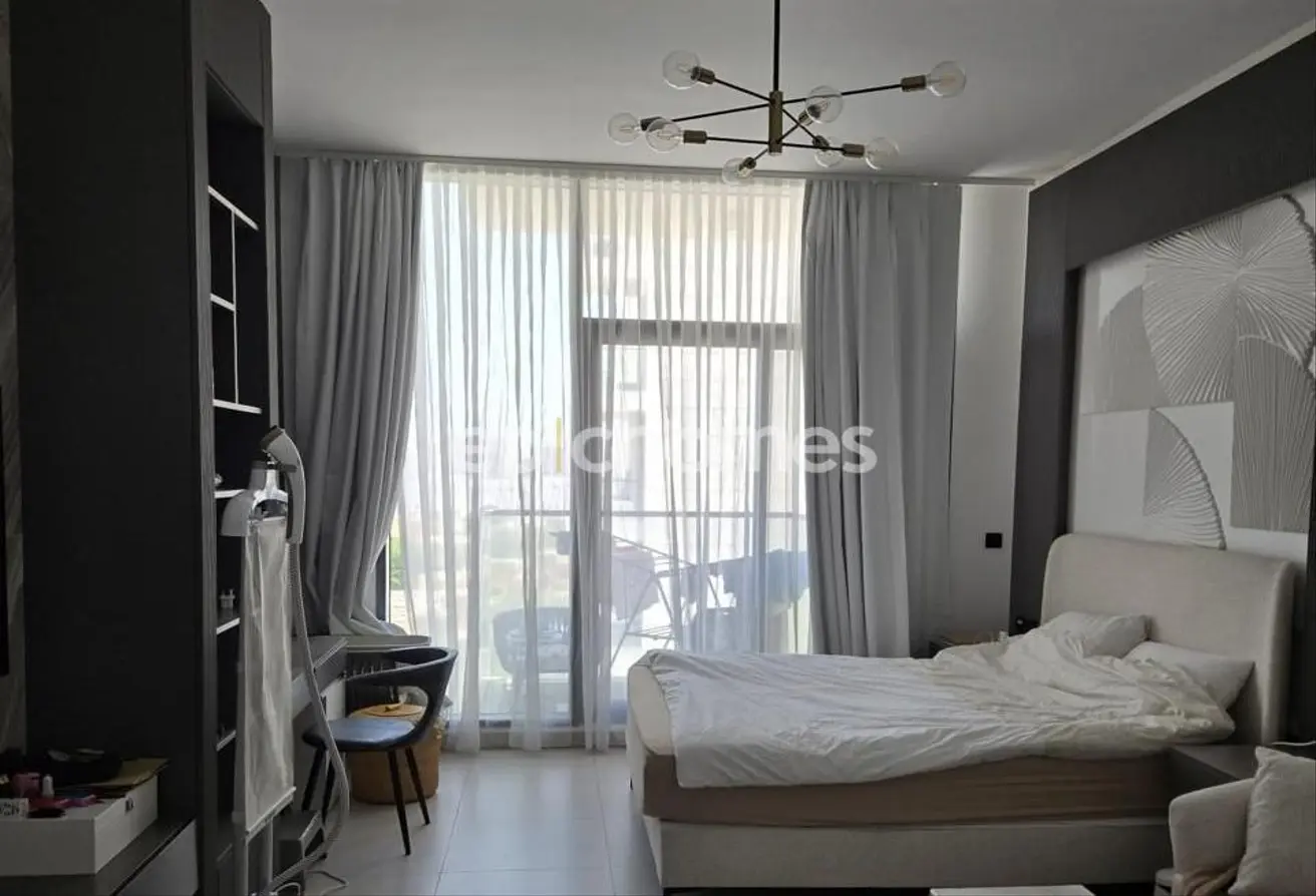 165502397 - Property Main Image