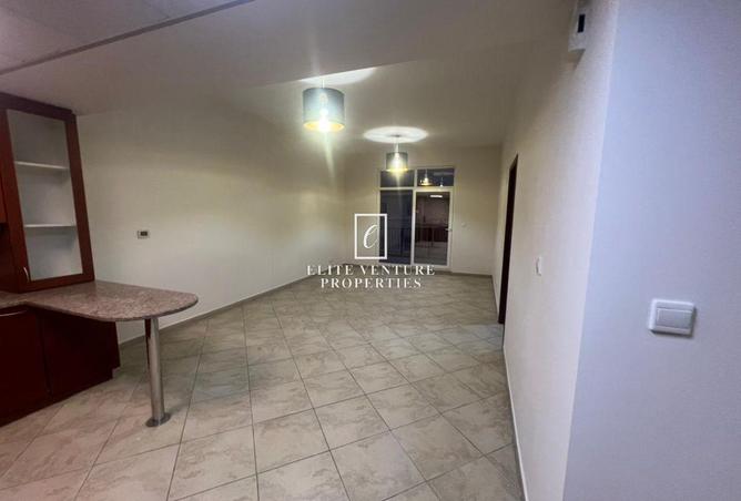 68292426 - Property Image 3