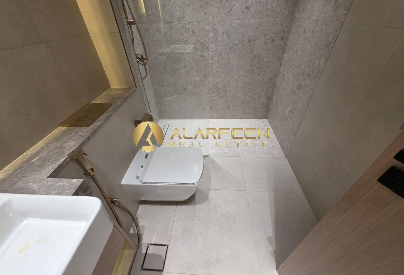 Modern 1BHK | Dusk by Binghatti |Balcony City View photo 9