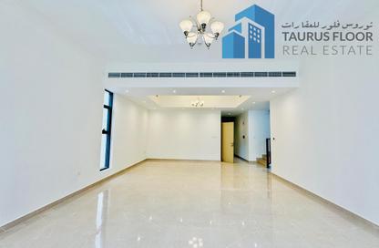 Villa - 5 Bedrooms - 6 Bathrooms for rent in Abu Hail Road - Abu Hail - Deira - Dubai Villa - 5 Bedrooms - 6 Bathrooms for rent in Abu Hail Road - Abu Hail - Deira - Dubai