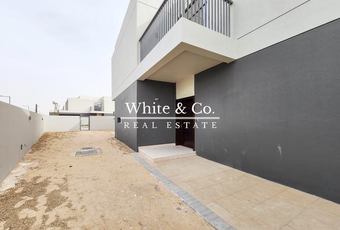 128353004 - Property Image 3