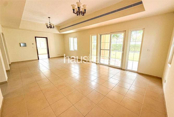 63652068 - Property Image 3