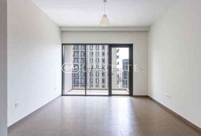 Pool View | Vacant | Well Maintained photo 3