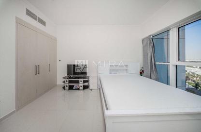 Apartment - Studio - 1 for rent in Carson A - Carson - Damac Hills - Dubai
