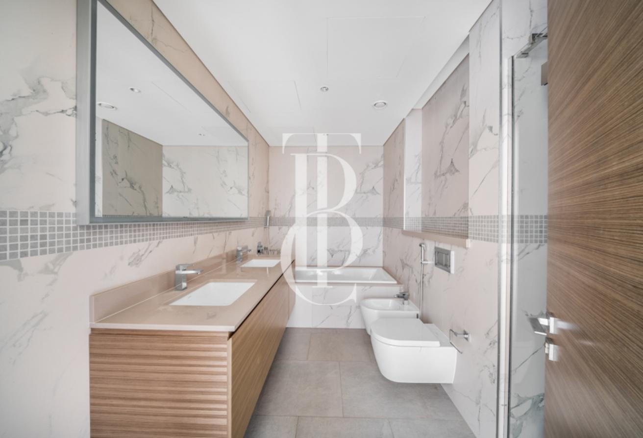 Highest Floor | 180° Burj, Creek and Canal Views photo 13