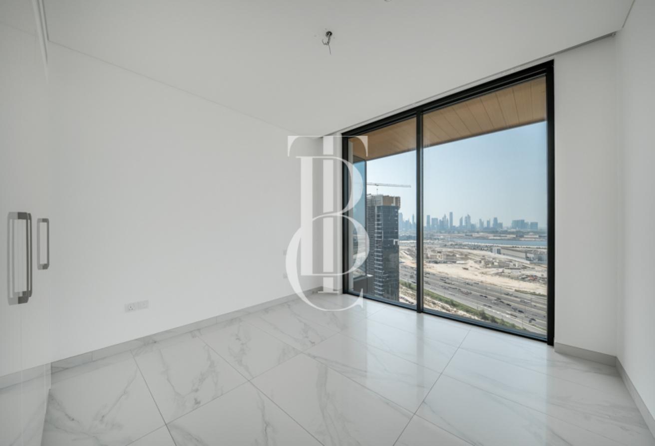 Highest Floor | 180° Burj, Creek and Canal Views photo 8