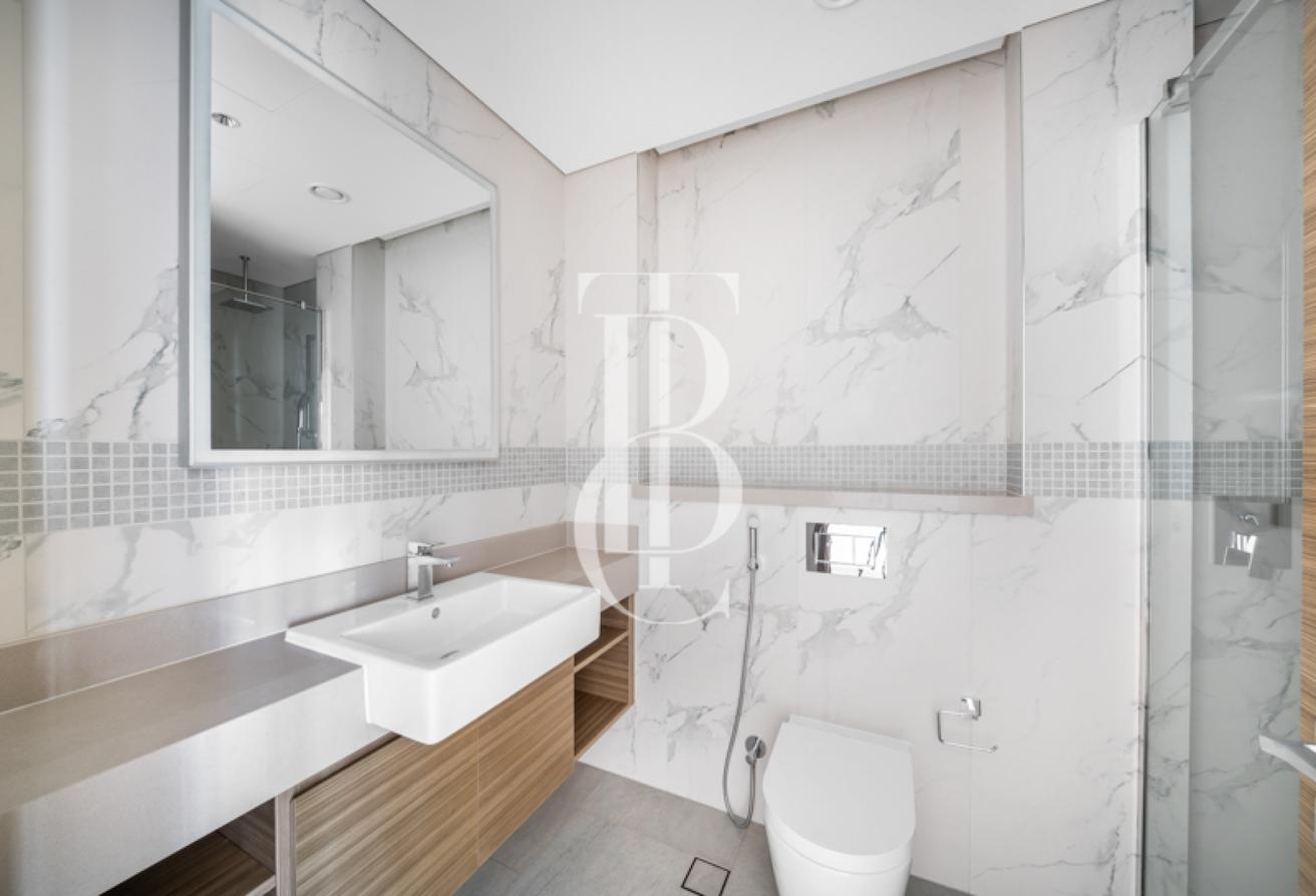 Highest Floor | 180° Burj, Creek and Canal Views photo 7
