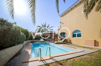 Villa - 5 Bedrooms - 6 Bathrooms for rent in Legacy Large - Legacy - Jumeirah Park - Dubai