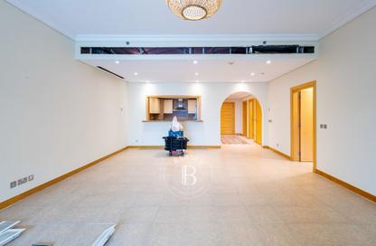 Apartment - 2 - 4 for rent in Al Das - Shoreline Apartments - Palm Jumeirah - Dubai