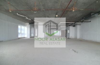 Full Floor - Studio - 2 Bathrooms for rent in Latifa Tower - Sheikh Zayed Road - Dubai