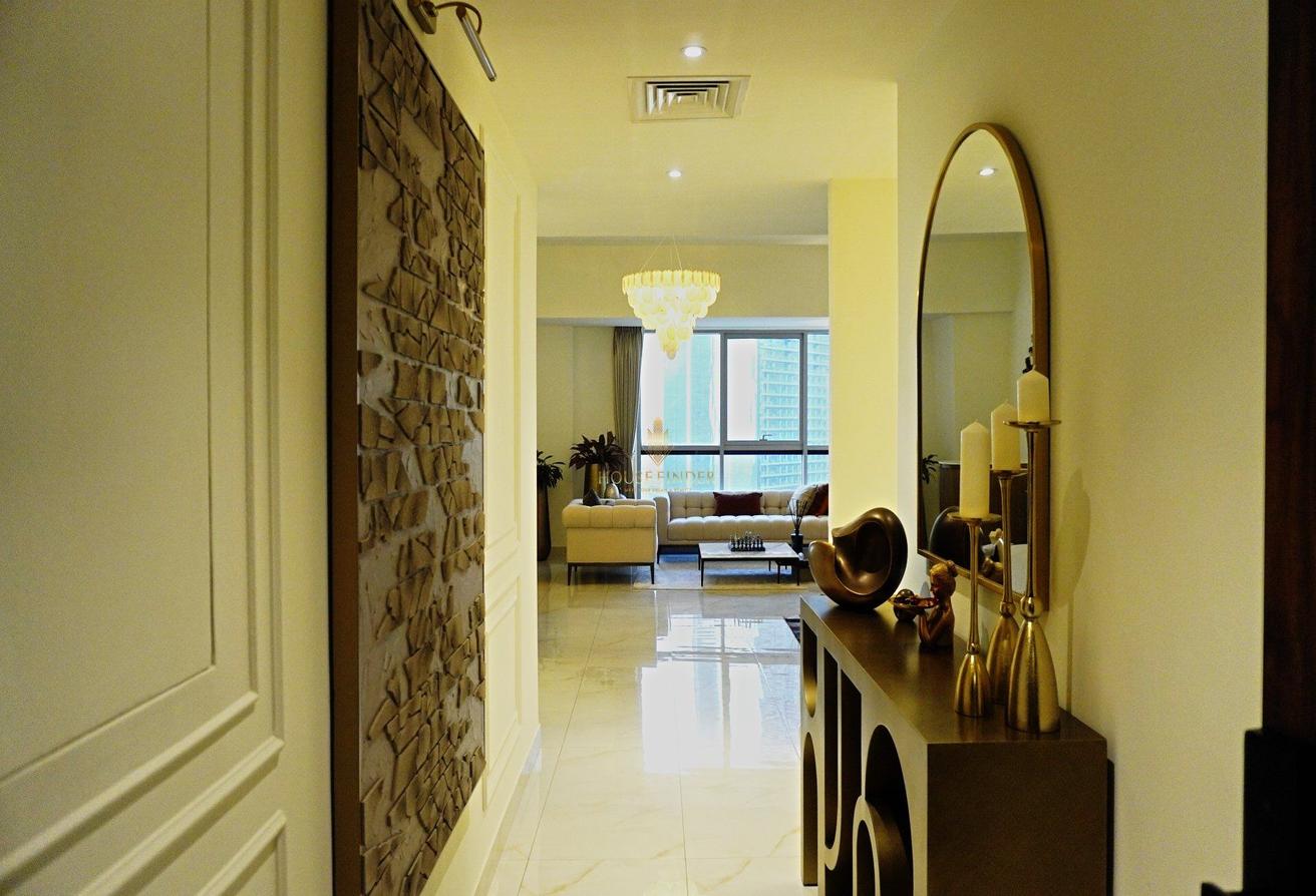 High Flr| Upgraded 3BR +Maid |Balcony |Near Metro photo 8