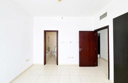 Apartment - 2 Bedrooms - 3 Bathrooms for rent in Royal Residence 2 - Royal Residence - Dubai Sports City - Dubai
