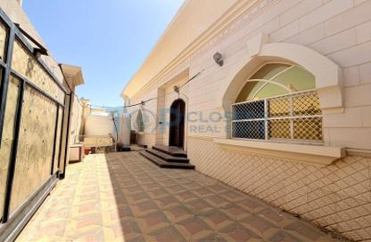 فيلا - 3 غرف نوم - 3 حمامات للايجار في الكويتا - المقاطعة المركزية - العين