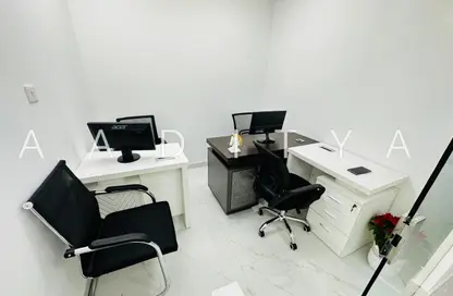 مكتب - غرفة نوم - 1 حمام للايجار في ريم ريزدنسي - الكرامة - دبي
