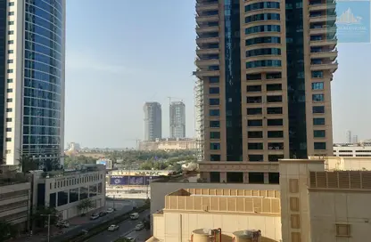Apartment - 1 Bedroom - 2 Bathrooms for sale in Sulafa Tower - Dubai Marina - Dubai