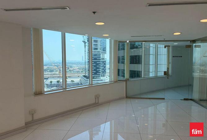 106836122 - Property Image 2