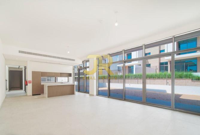 71122059 - Property Image 2