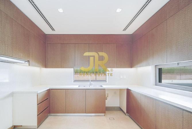 71122059 - Property Image 3