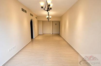 Apartment - 1 Bedroom - 2 Bathrooms for rent in Muwaileh 29 Building - Muwaileh - Sharjah