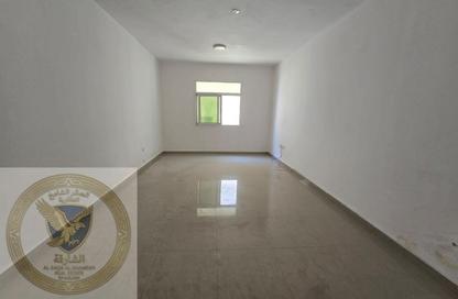 Apartment - 2 Bedrooms - 2 Bathrooms for rent in Al Qulaya'ah - Al Sharq - Sharjah