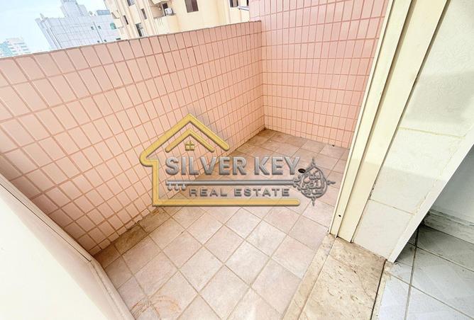 82367921 - Property Image 2