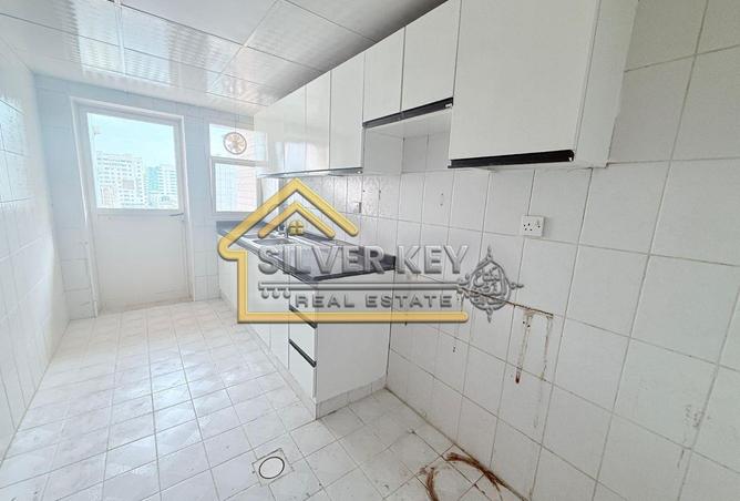 82367921 - Property Image 3