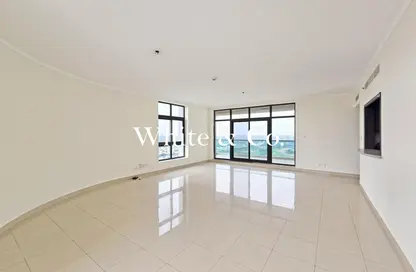 Apartment - 2 Bedrooms - 3 Bathrooms for rent in The Links West Tower - The Links - The Views - Dubai