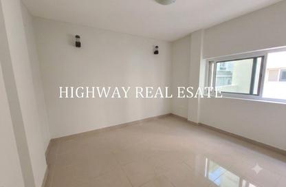 Apartment - 1 Bedroom - 2 Bathrooms for rent in Muwaileh 29 Building - Muwaileh - Sharjah