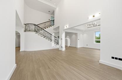 Villa - 4 Bedrooms - 5 Bathrooms for rent in Entertainment Foyer - European Clusters - Jumeirah Islands - Dubai