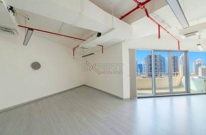 Office Space - Studio - 1 Bathroom for rent in Damac Business Towers - Business Bay - Dubai