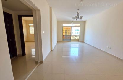 Apartment - 1 Bedroom - 2 Bathrooms for rent in Muwaileh 29 Building - Muwaileh - Sharjah