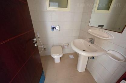Apartment - 1 Bedroom - 2 Bathrooms for rent in Muwaileh 29 Building - Muwaileh - Sharjah