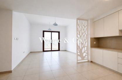 Apartment - 2 Bedrooms - 2 Bathrooms for rent in Zahra Breeze Apartments 4A - Zahra Breeze Apartments 4 - Zahra Breeze Apartments - Town Square - Dubai