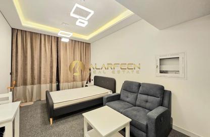 Apartment - Studio - 1 Bathroom for sale in Samana Golf Avenue - Dubai Studio City - Dubai