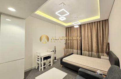 Apartment - Studio - 1 Bathroom for sale in Samana Golf Avenue - Dubai Studio City - Dubai
