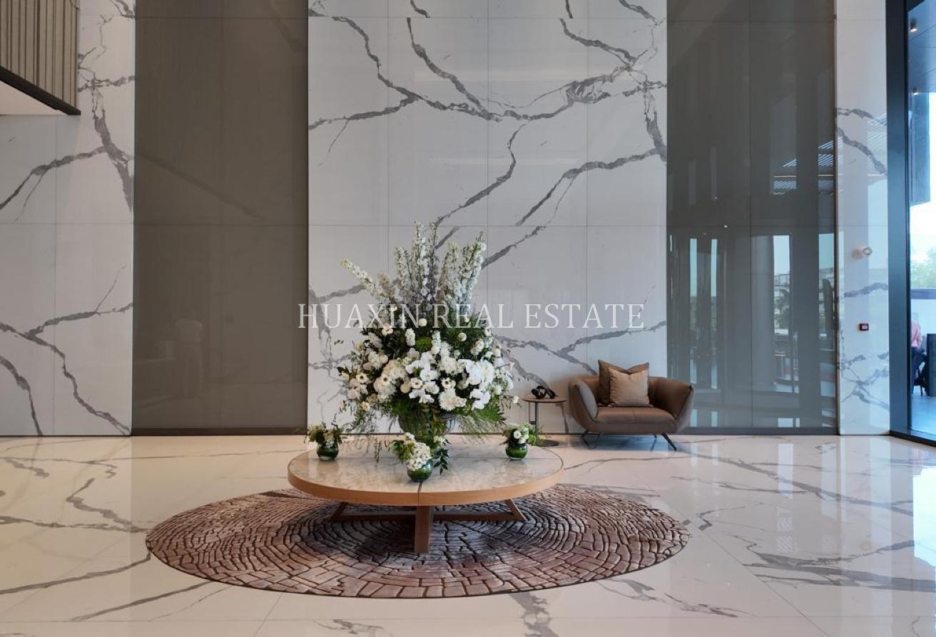 Luxurious Lifestyle I Penthouse I Stunning Views photo 4