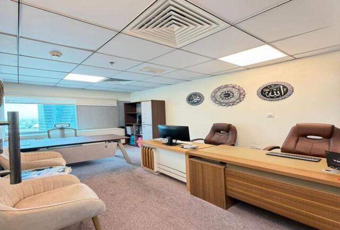 81923844 - Property Main Image