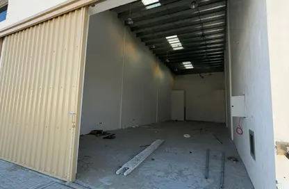 Warehouse - Studio - 1 Bathroom for rent in Al Jurf Industrial 2 - Al Jurf Industrial - Ajman