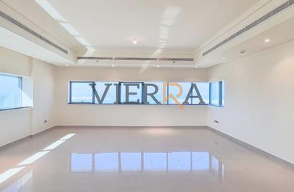 Apartment - 3 Bedrooms - 4 Bathrooms for rent in Silver Wave Tower - Al Mina - Abu Dhabi