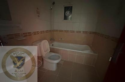 Apartment - 2 Bedrooms - 2 Bathrooms for rent in Al Mamzar - Al Mamzar - Sharjah - Sharjah