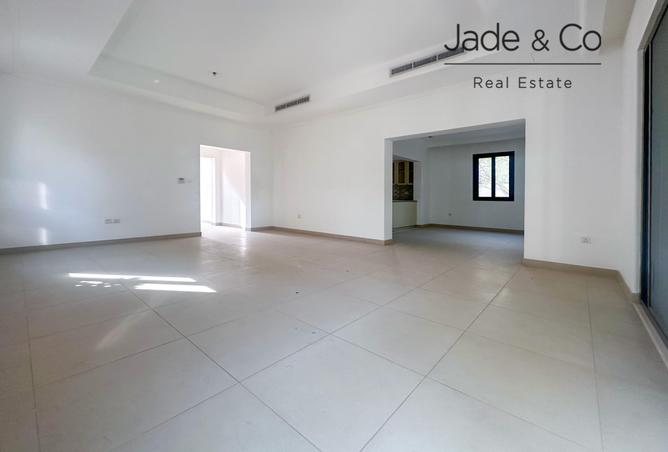 67456005 - Property Image 2