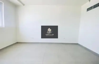 شقة - غرفة نوم - 2 حمامات للايجار في بناية مويليح 3 - مويلح - الشارقة