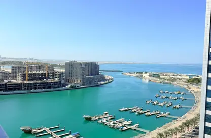 Apartment - 1 Bedroom - 2 Bathrooms for rent in Beach Tower 1 - Al Khan Lagoon - Al Khan - Sharjah