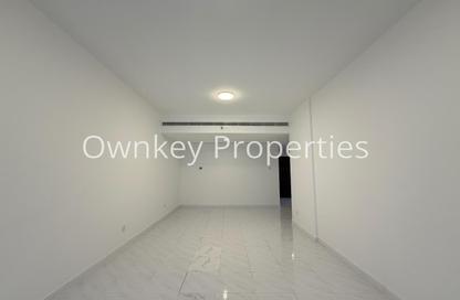 Apartment - 2 Bedrooms - 2 Bathrooms for rent in AAAF 2 Building - Mankhool - Bur Dubai - Dubai