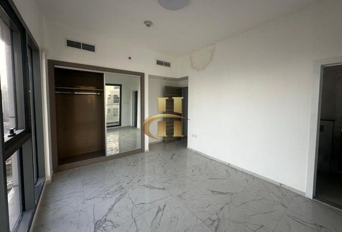 16261998 - Property Image 3