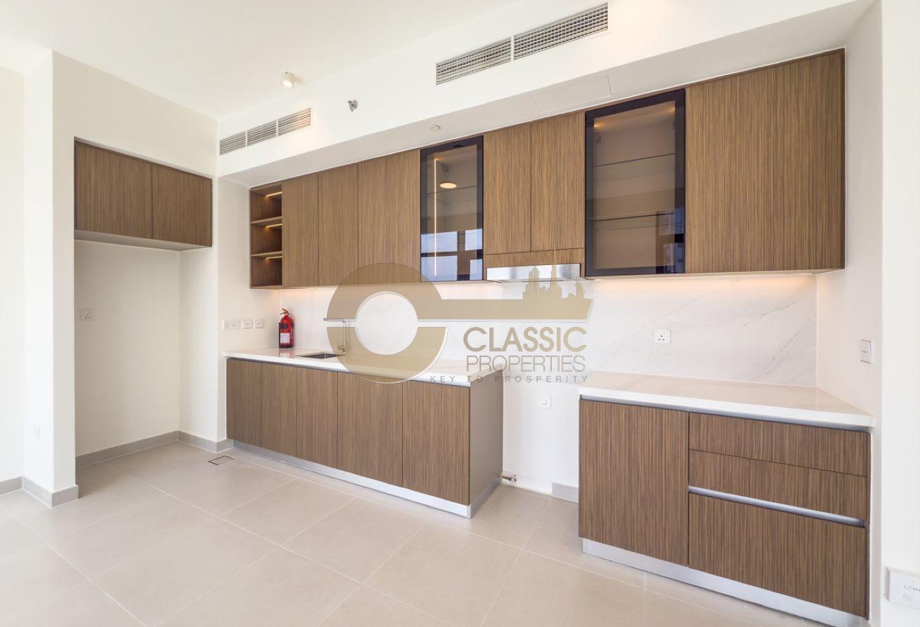 EXCLUSIVE LIVING | WATERFRONT VIEW | READY TO MOVE photo 2