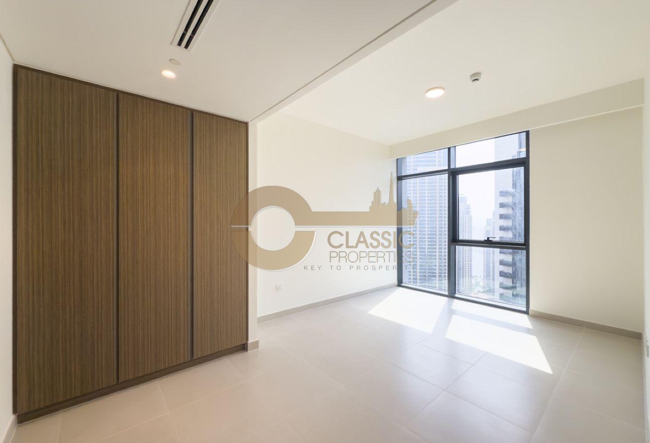 EXCLUSIVE LIVING | WATERFRONT VIEW | READY TO MOVE photo 8