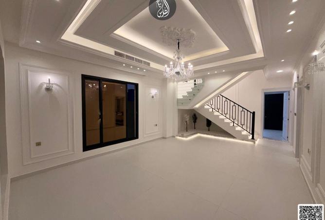103708436 - Property Image 3