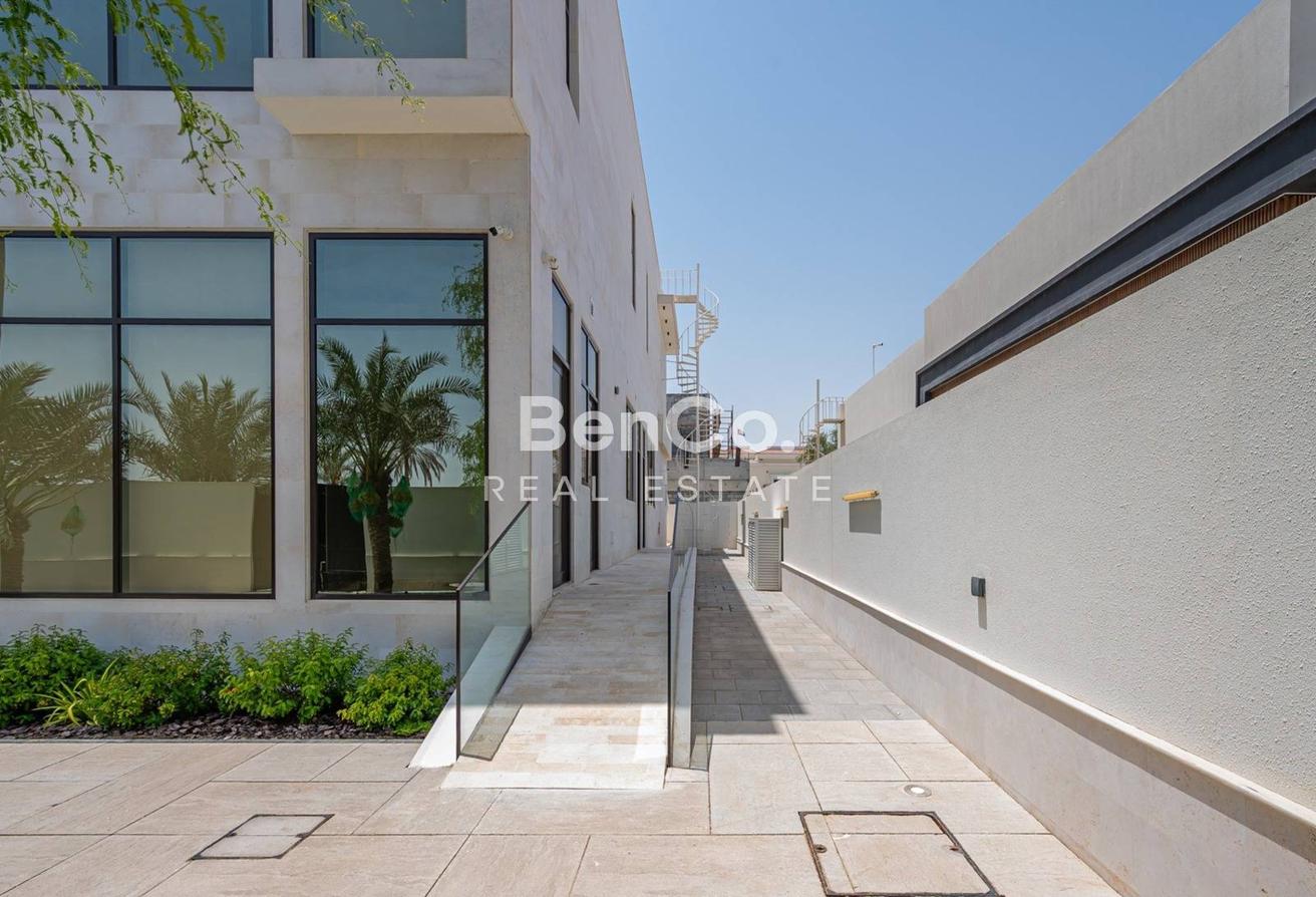 6 Bedroom Masterpiece | Brand New | Vacant photo 20
