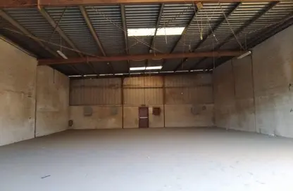 Land - Studio for rent in Umm Ramool - Dubai